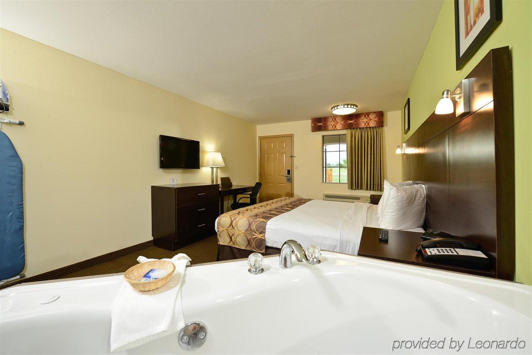 Americas Best Value Inn Lake Charles Interstate 210 Habitación foto