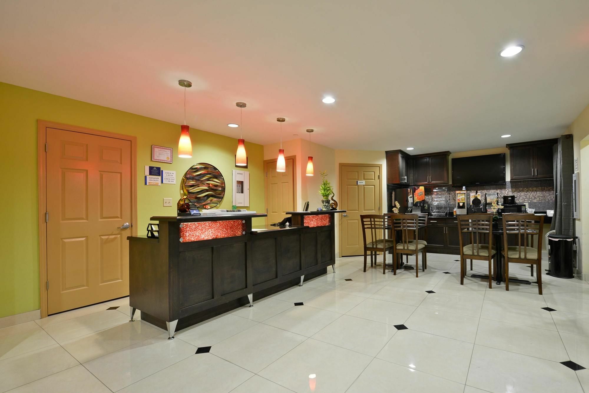 Americas Best Value Inn Lake Charles Interstate 210 Restaurante foto